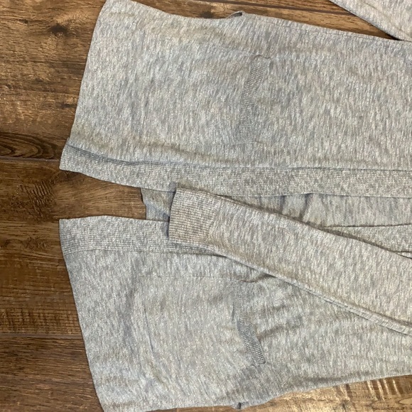 Cardigan - Picture 3 of 4